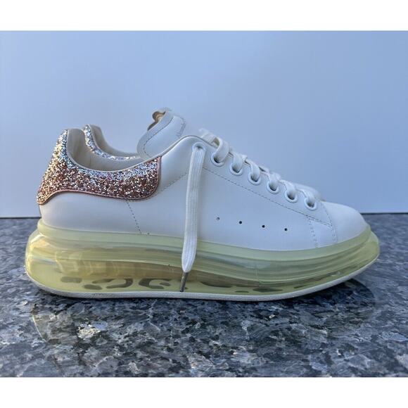 Alexander McQueen Shoes - Alexander McQueen unisex Oversized Sneaker Clear Sole - White Womens Size EU 40